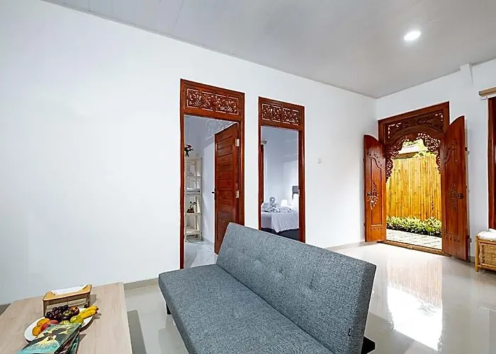 ホテル Kayu Amertha 4*